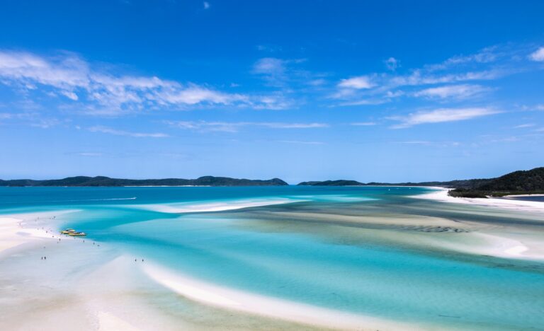 Best Queensland Holiday Destinations for Retirees — The Complete Guide