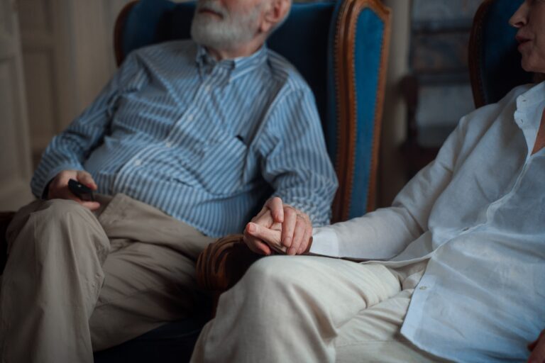 When Dementia Behaviour Changes: What One Family Learned About Agitation and Aggression